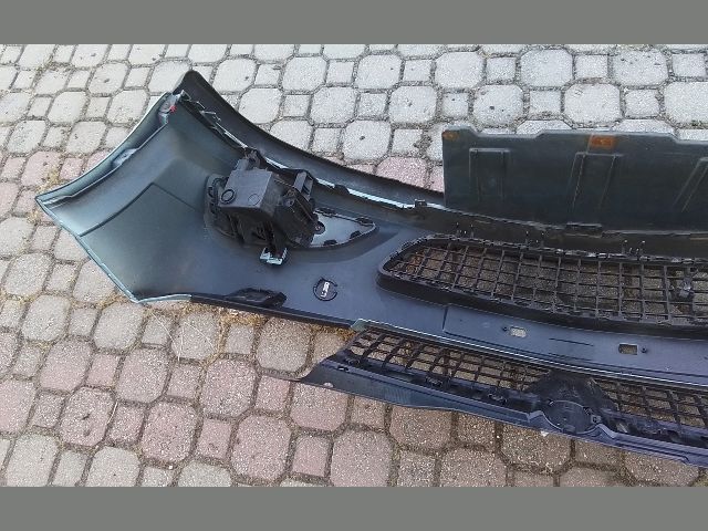 bontott OPEL ASTRA H Első Lökhárító (Részeivel)