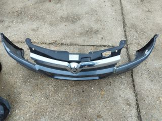 bontott OPEL ASTRA H Első Lökhárító (Részeivel)