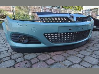 bontott OPEL ASTRA H Első Lökhárító (Részeivel)