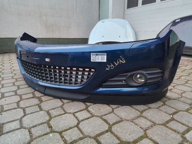 bontott OPEL ASTRA H Első Lökhárító (Részeivel)