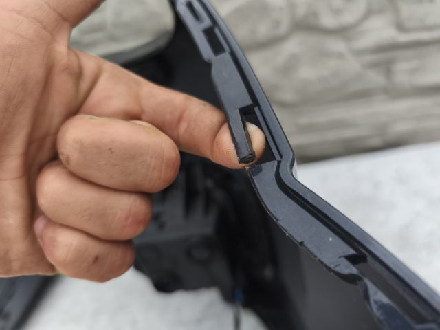 bontott OPEL ASTRA H Első Lökhárító (Üresen)