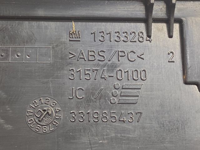 bontott OPEL ASTRA H Első Tároló Rekesz