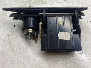 bontott OPEL ASTRA H Első Tároló Rekesz