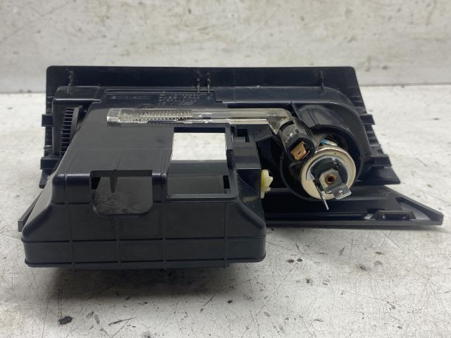 bontott OPEL ASTRA H Első Tároló Rekesz