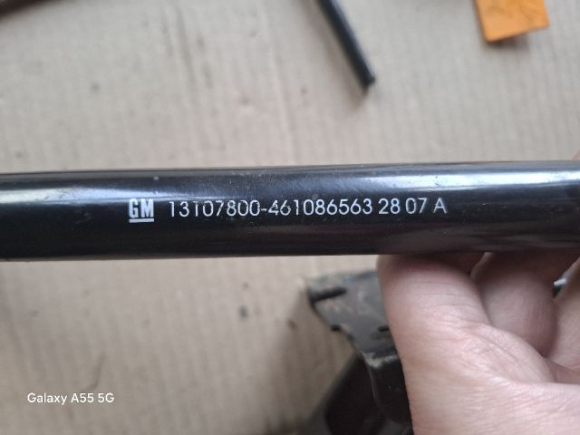 bontott OPEL ASTRA H Emelő