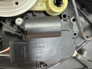 bontott OPEL ASTRA H Fűtés Box