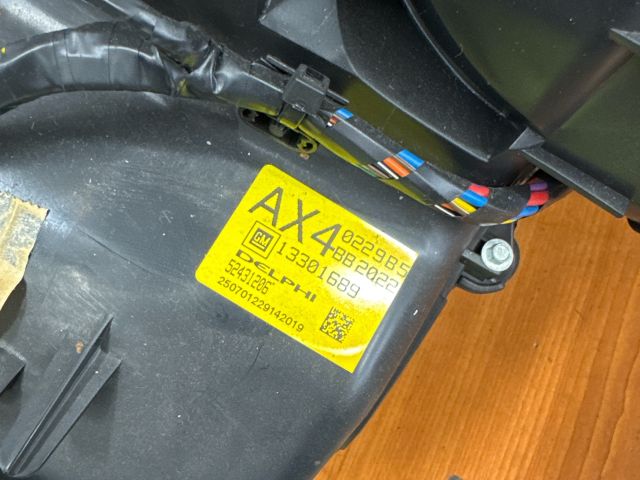 bontott OPEL ASTRA H Fűtés Box