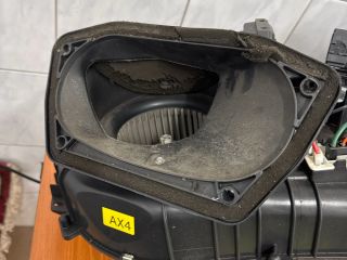 bontott OPEL ASTRA H Fűtés Box