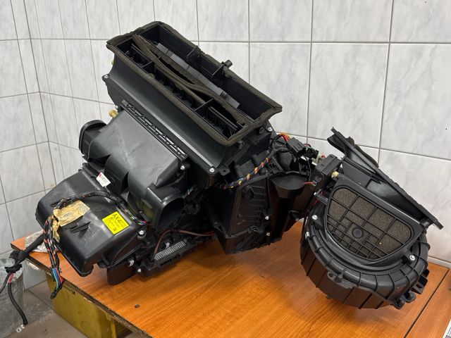 bontott OPEL ASTRA H Fűtés Box