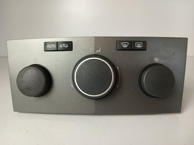 bontott OPEL ASTRA H Fűtéskapcsoló (digit klímás)