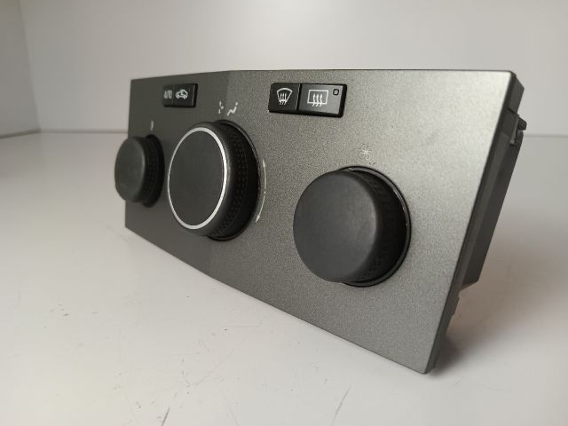 bontott OPEL ASTRA H Fűtéskapcsoló (digit klímás)