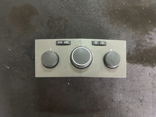 bontott OPEL ASTRA H Fűtéskapcsoló (digit klímás)