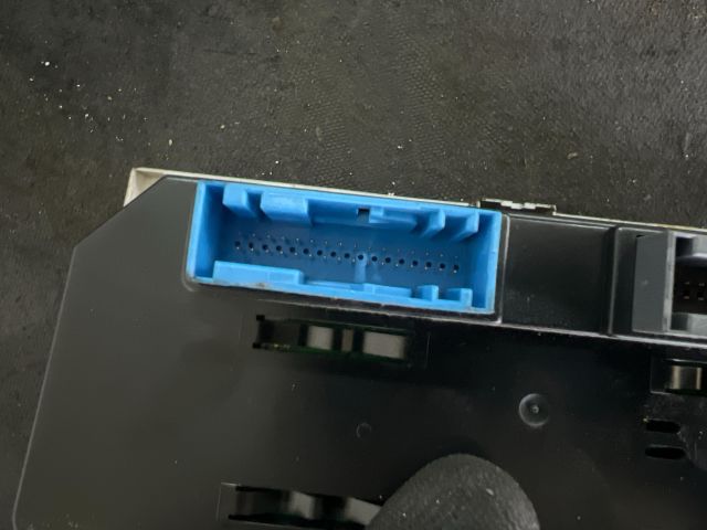 bontott OPEL ASTRA H Fűtéskapcsoló (digit klímás)