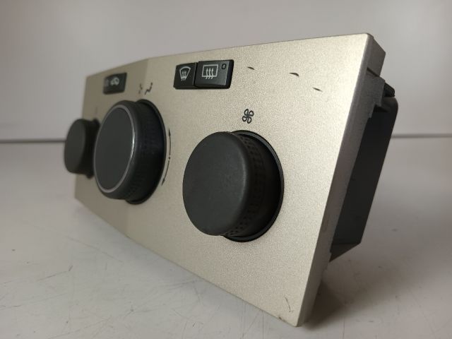 bontott OPEL ASTRA H Fűtéskapcsoló (digit klímás)