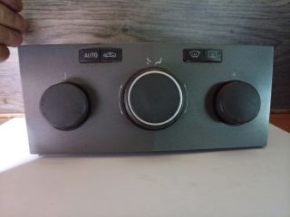 bontott OPEL ASTRA H Fűtéskapcsoló (digit klímás)