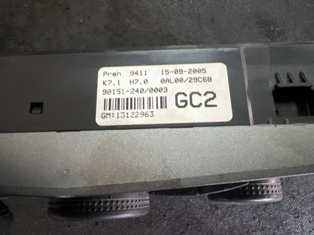 bontott OPEL ASTRA H Fűtéskapcsoló (digit klímás)