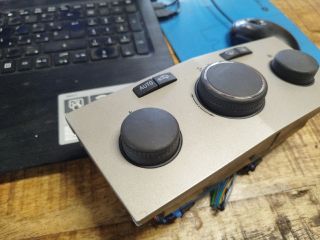 bontott OPEL ASTRA H Fűtéskapcsoló (digit klímás)