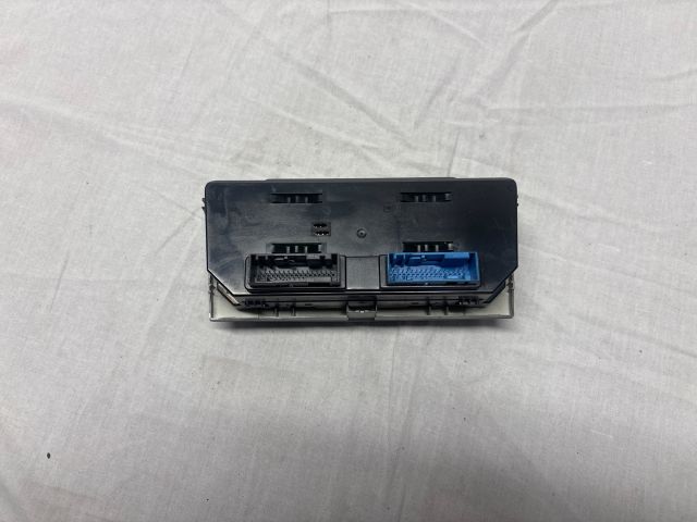 bontott OPEL ASTRA H Fűtéskapcsoló (digit klímás)