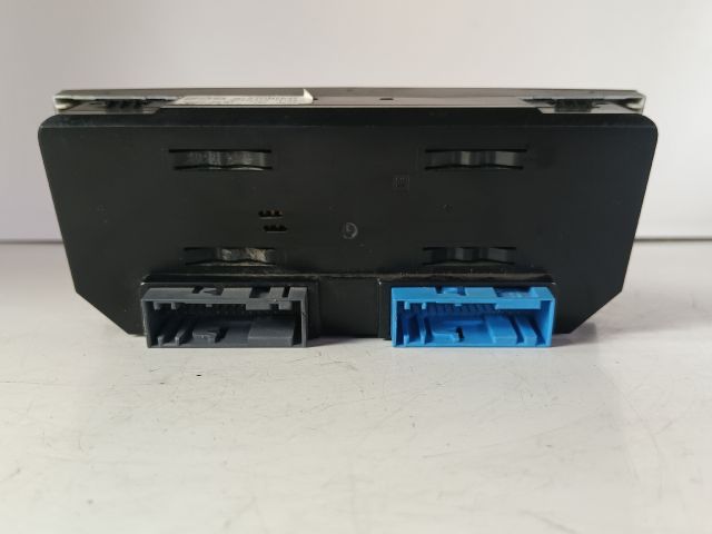 bontott OPEL ASTRA H Fűtéskapcsoló (digit klímás)