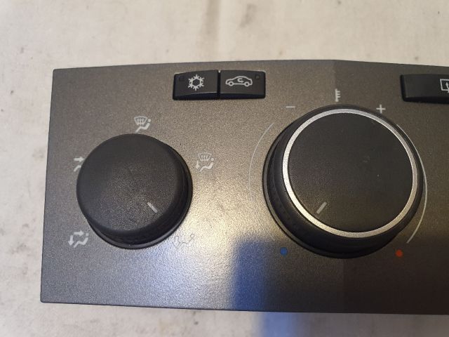 bontott OPEL ASTRA H Fűtéskapcsoló (manuális klímás)