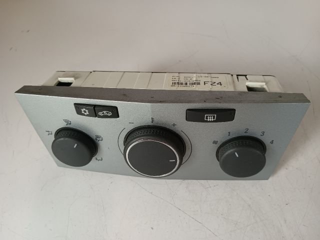 bontott OPEL ASTRA H Fűtéskapcsoló (manuális klímás)