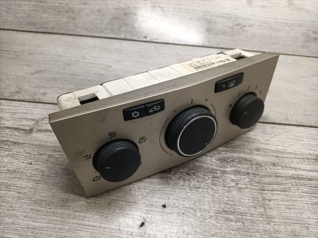 bontott OPEL ASTRA H Fűtéskapcsoló (manuális klímás)