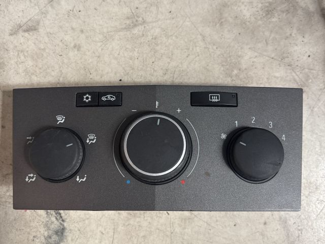 bontott OPEL ASTRA H Fűtéskapcsoló (manuális klímás)