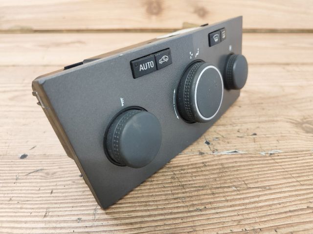 bontott OPEL ASTRA H Fűtéskapcsoló (manuális klímás)