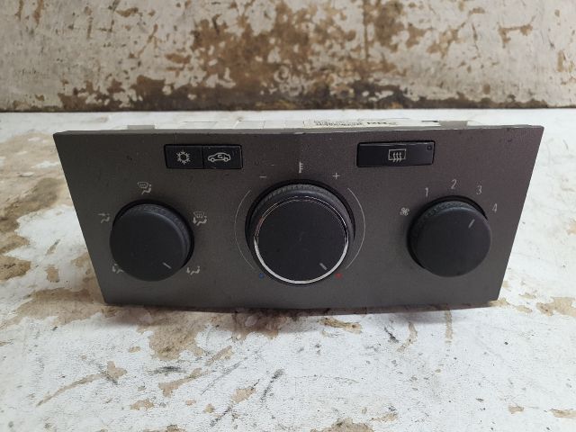 bontott OPEL ASTRA H Fűtéskapcsoló (manuális klímás)