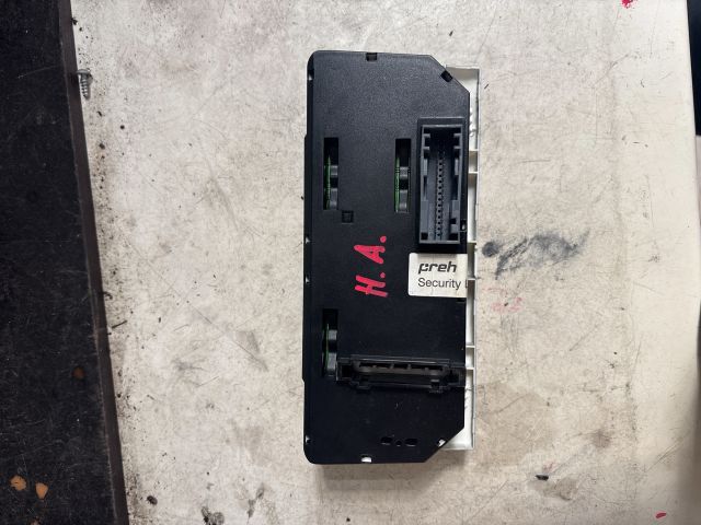 bontott OPEL ASTRA H Fűtéskapcsoló (manuális klímás)