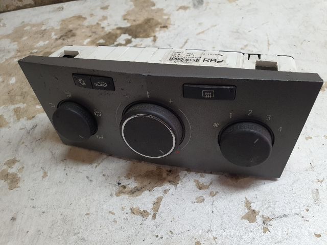 bontott OPEL ASTRA H Fűtéskapcsoló (manuális klímás)