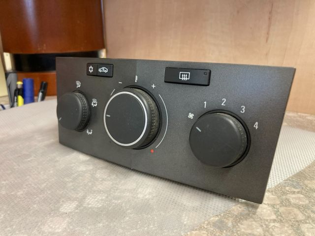 bontott OPEL ASTRA H Fűtéskapcsoló (manuális klímás)