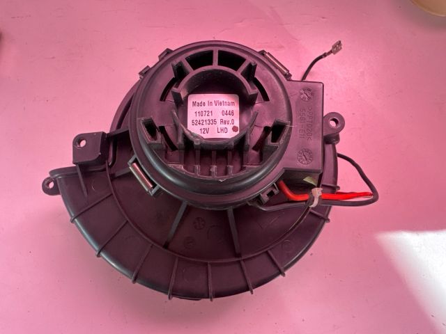 bontott OPEL ASTRA H Fűtőmotor (Klímás)