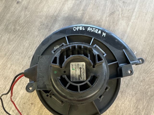 bontott OPEL ASTRA H Fűtőmotor (Klímás)