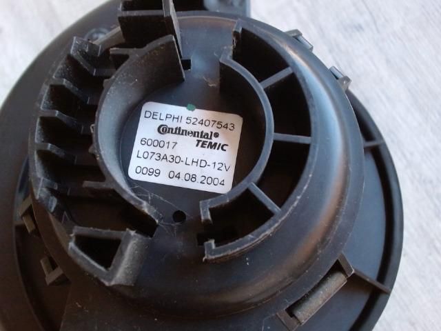 bontott OPEL ASTRA H Fűtőmotor (Nem klímás)