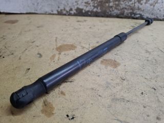 bontott OPEL ASTRA H Gázrugós Kitámasztó Teleszkóp Csomagtérajtó Jobb