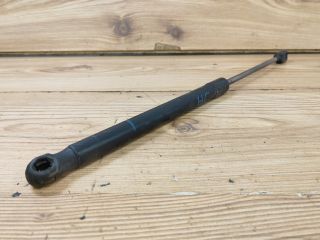 bontott OPEL ASTRA H Gázrugós Kitámasztó Teleszkóp Csomagtérajtó Jobb