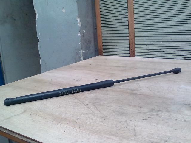 bontott OPEL ASTRA H Gázrugós Kitámasztó Teleszkóp Motorháztető