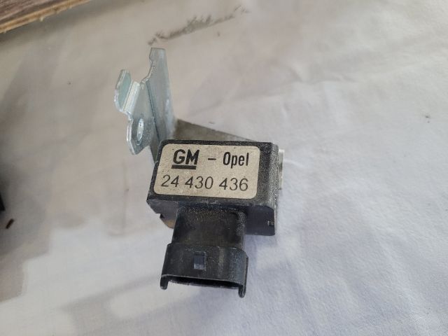 bontott OPEL ASTRA H Gyorsulás Jeladó