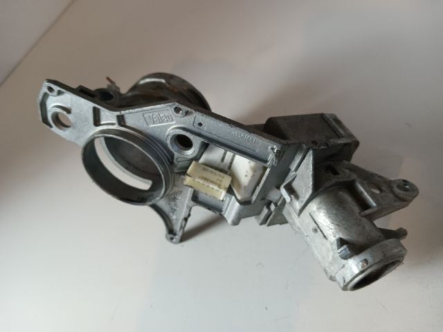 bontott OPEL ASTRA H Gyújtáskapcsoló Ház