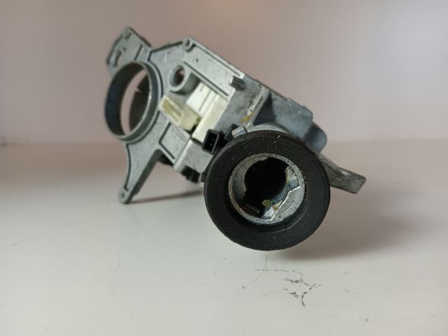 bontott OPEL ASTRA H Gyújtáskapcsoló Ház