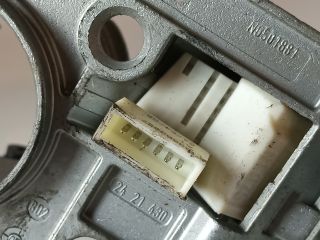 bontott OPEL ASTRA H Gyújtáskapcsoló Ház