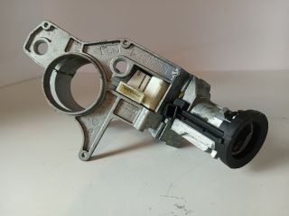 bontott OPEL ASTRA H Gyújtáskapcsoló Ház