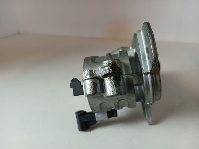 bontott OPEL ASTRA H Gyújtáskapcsoló Ház