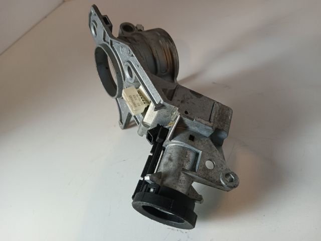 bontott OPEL ASTRA H Gyújtáskapcsoló Ház