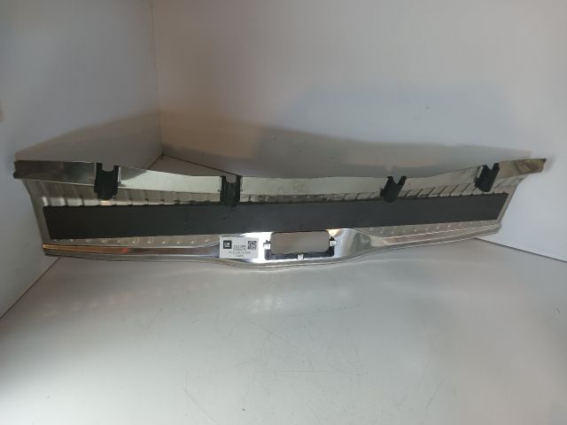 bontott OPEL ASTRA H Hátfal Burkolat