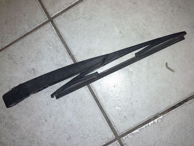 bontott OPEL ASTRA H Hátsó Ablaktörlő Kar