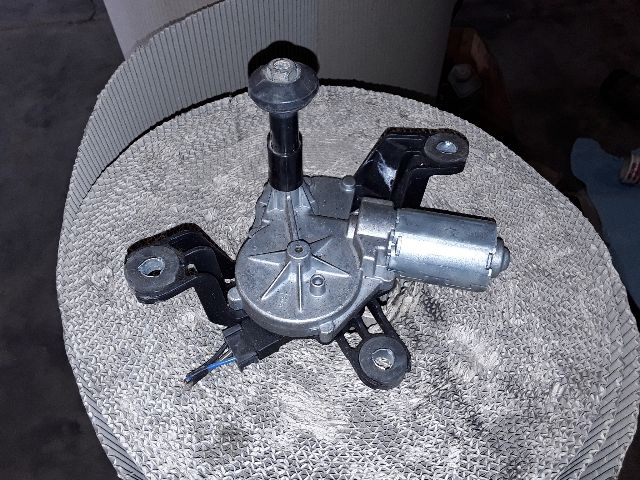 bontott OPEL ASTRA H Hátsó Ablaktörlő Motor