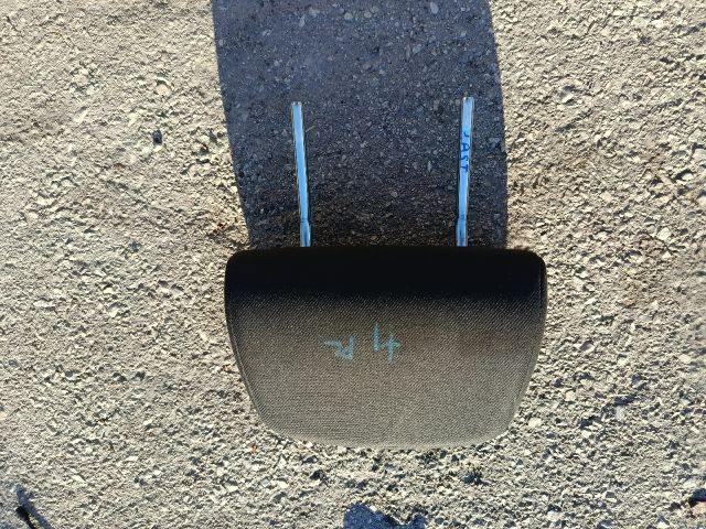 bontott OPEL ASTRA H Hátsó Fejtámla