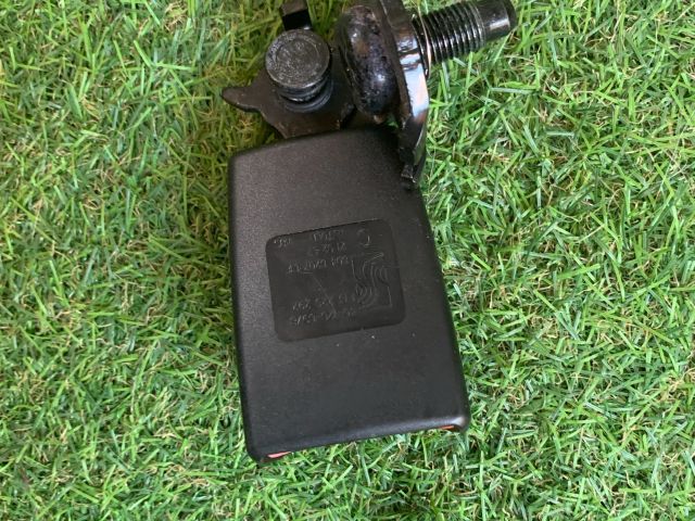 bontott OPEL ASTRA H Hátsó középső Biztonsági Öv Csat